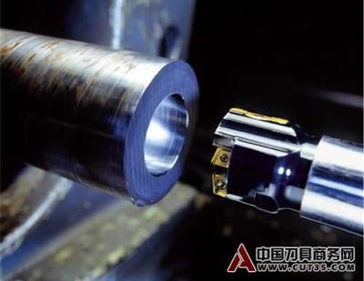 复杂深孔的高效加工方法